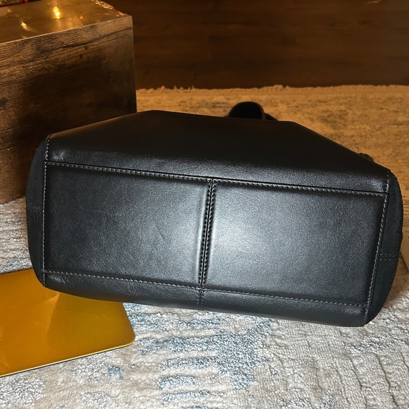 304. See By Chloe Black Leather & suede with removable Gold Charm w/coa - Picture 7 of 16